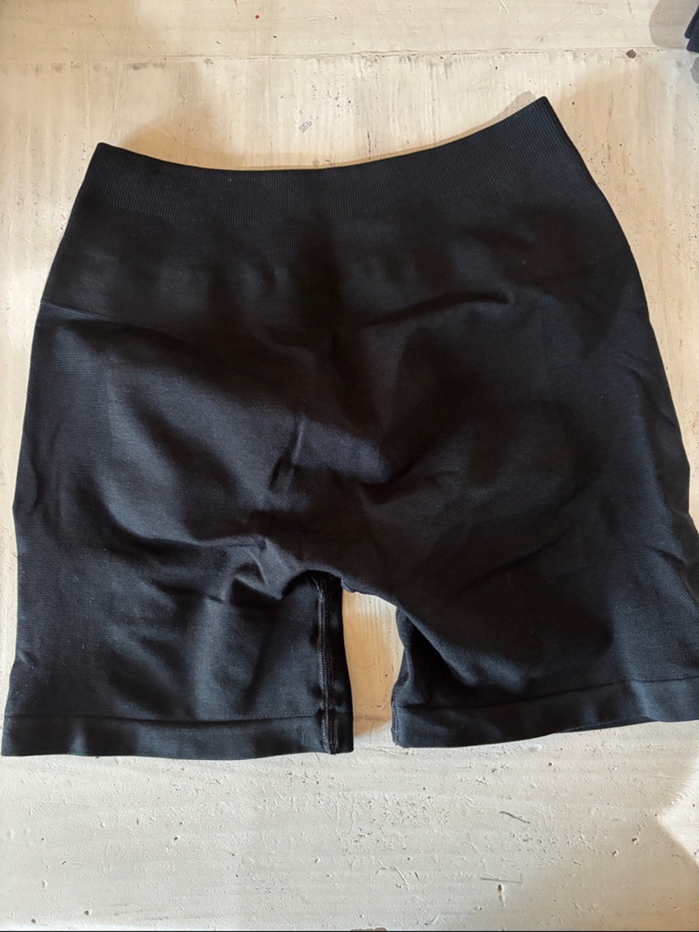 Alphalete Amplify Seamless Shorts - Picture 2 of 4